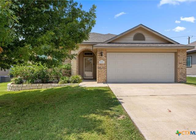 Property at 504 Parkfield Ln, Temple, TX 76502, 3 beds, 2 baths