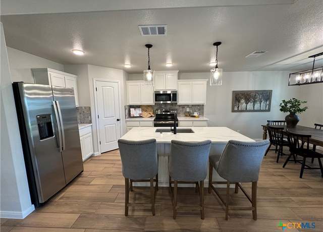 Property at 2510 Cowgirl Trl, Belton, TX 76513, 4 beds, 2 baths