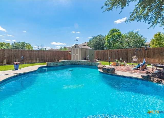 Property at 334 Sorenstam Way, Cibolo, TX 78108, 5 beds, 3.5 baths