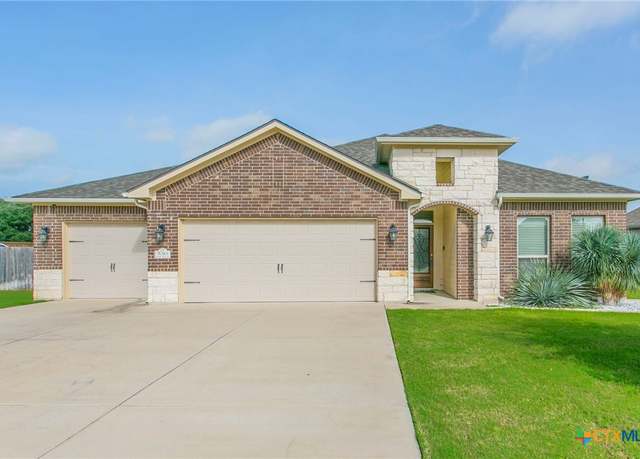 Property at 7010 Crystal Valley Dr, Temple, TX 76502, 4 beds, 2 baths