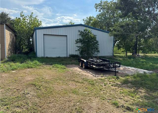 Property at 59 Valley Vista Rd, Victoria, TX 77904