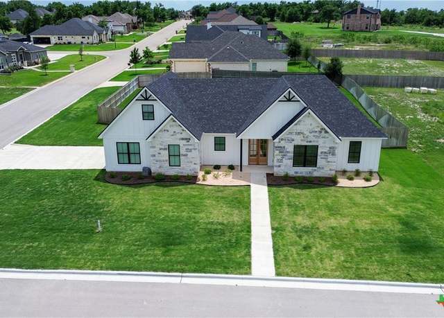 Property at 403 Lomo Alto Ln, Temple, TX 76502, 5 beds, 4 baths