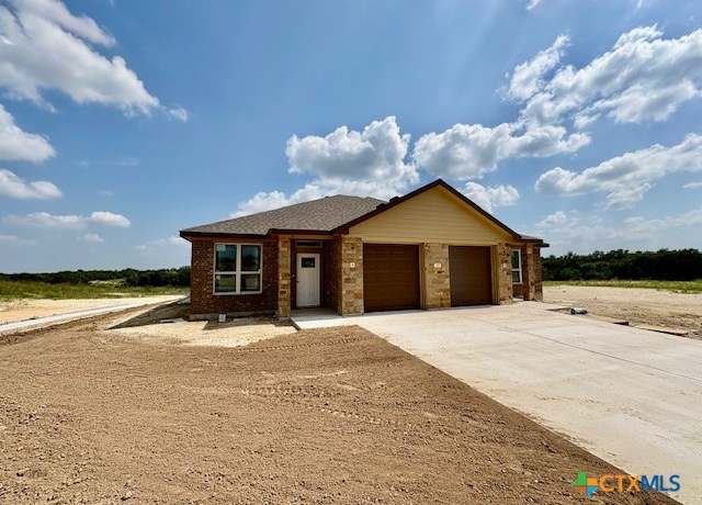 Property at 201 Leon Ln, Copperas Cove, TX 76522, 6 beds, 4 baths