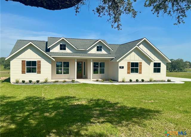 Property at 84 Ridgehaven Trl, Victoria, TX 77905, 4 beds, 2 baths