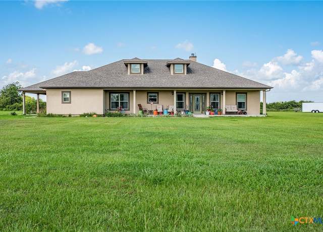 Property at 196 Garza Rd, Port Lavaca, TX 77979, 4 beds, 3.5 baths