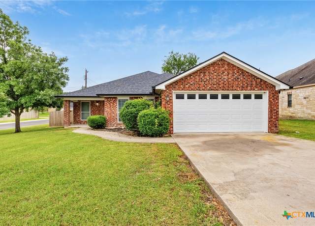 Property at 3301 Bonham Ave, Temple, TX 76502, 3 beds, 2 baths