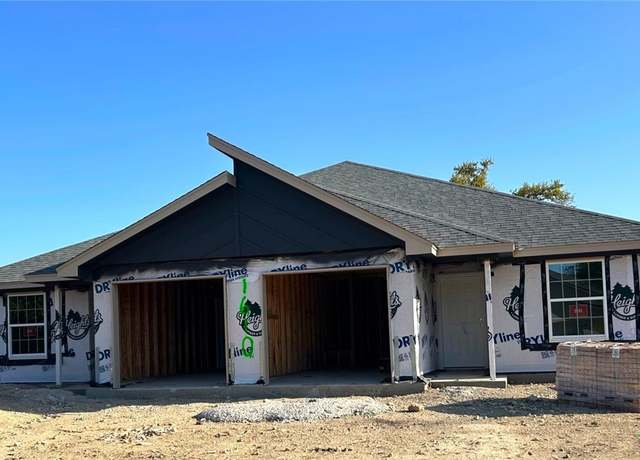 Property at 1610 Pima Trl, Harker Heights, TX 76548, 6 beds, 4 baths