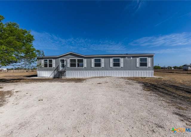 Property at 293 Jennifer Loop, Orange Grove, TX 78372, 4 beds, 3 baths
