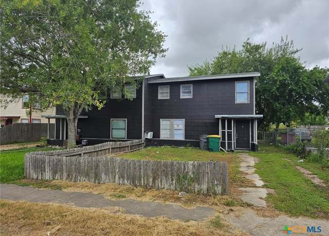 Property at 3001 E Rio Grande St, Victoria, TX 77901
