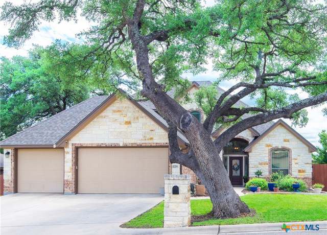 Property at 1729 Yturria Dr, Belton, TX 76513, 5 beds, 3.5 baths