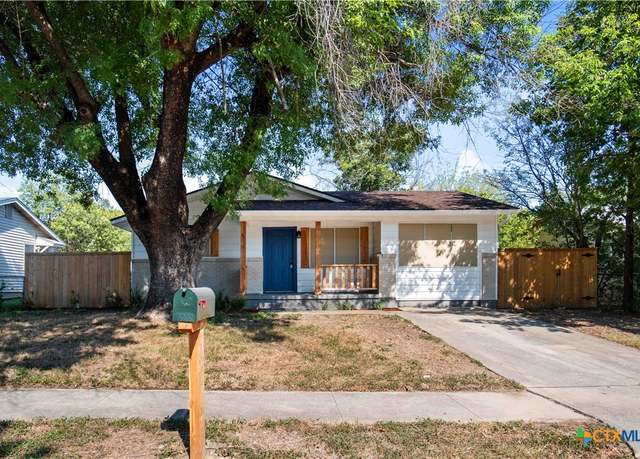 Property at 1007 San Antonio St, Killeen, TX 76541, 4 beds, 1.5 baths