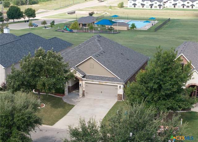 Property at 808 Copper Ridge Loop, Temple, TX 76502, 3 beds, 2 baths