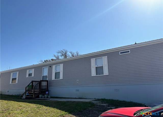 Property at 1704 Martin Luther King Jr Blvd #227, Killeen, TX 76543, 3 beds, 2 baths