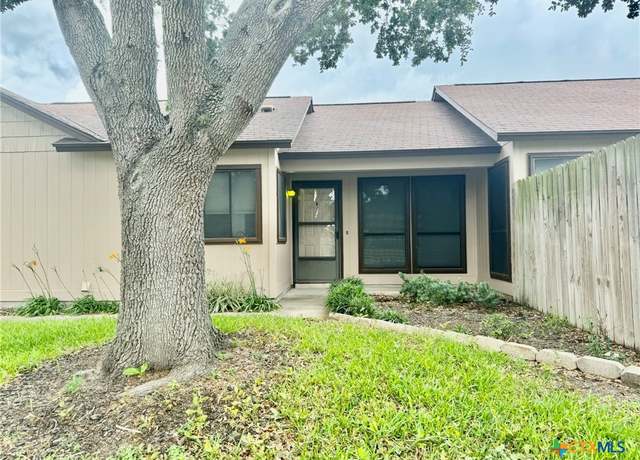 Property at 101 Waterford Dr, Victoria, TX 77901, 2 beds, 2 baths