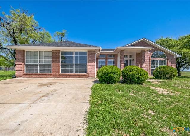 Property at 293 Reese Creek Rd, Killeen, TX 76549, 5 beds, 2 baths