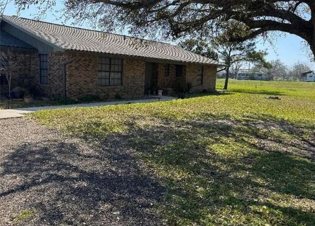 Property at 3352 Highway 87, Port Lavaca, TX 77979, 3 beds, 2 baths