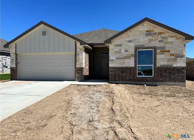 Property at 3105 Seeker St, Killeen, TX 76549, 3 beds, 2 baths