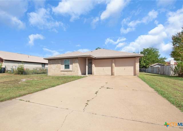 Property at 1904 Robert E Lee Dr, Killeen, TX 76543, 3 beds, 2 baths