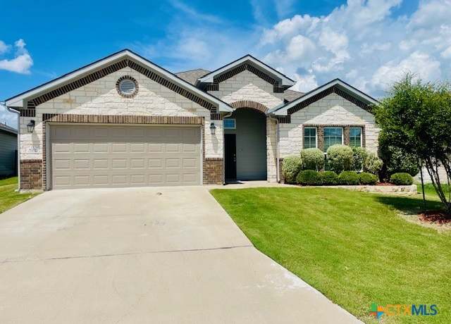 Property at 810 Dunford Dr, Temple, TX 76502, 3 beds, 2 baths