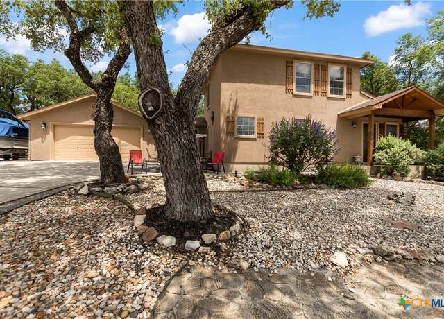 Property at 118 Sage Rd, Canyon Lake, TX 78133, 3 beds, 3 baths