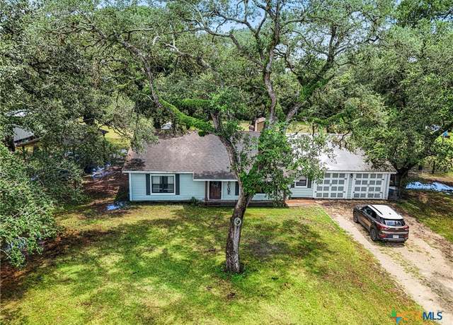Property at 2449 County Road 306, Edna, TX 77957, 3 beds, 2 baths