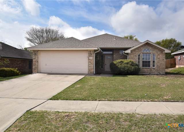Property at 4704 Michael Dr, Killeen, TX 76549, 3 beds, 2 baths