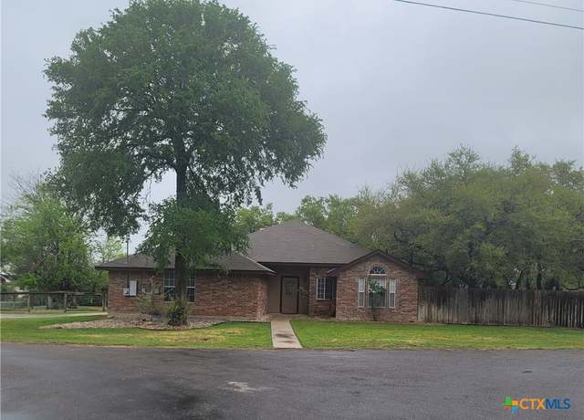 Property at 3803 Canyon Heights Rd, Belton, TX 76513, 3 beds, 2 baths