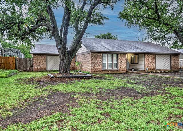 Property at 2006 Canyon Creek Dr, Temple, TX 76502, 3 beds, 2 baths