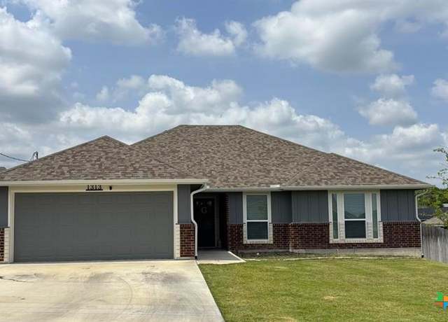 Property at 1313 Sandstone Cv, Lampasas, TX 76550, 3 beds, 2 baths
