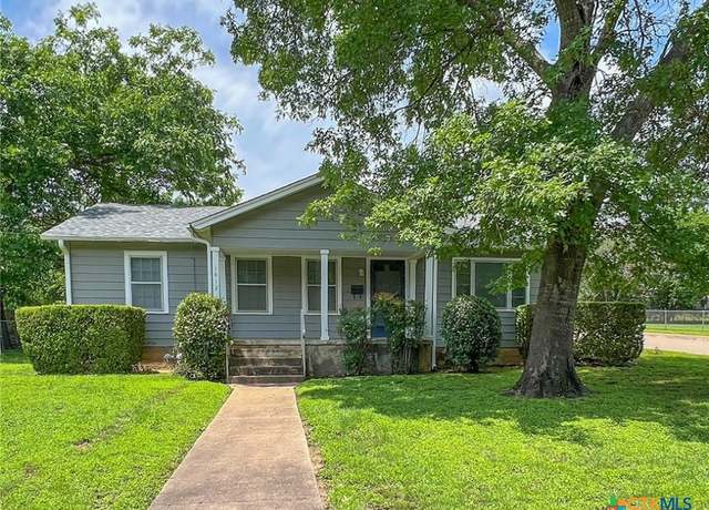 Property at 1412 N Beal St, Belton, TX 76513, 3 beds, 2 baths