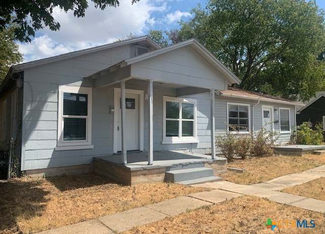 Property at 1101 Hall Ave, Killeen, TX 76541, 4 beds, 2 baths