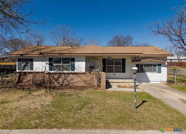 Property at 302 Easy St, Copperas Cove, TX 76522, 3 beds, 1 bath