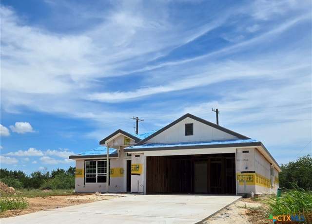 Property at 1413 Fossil Trl, Belton, TX 76513, 4 beds, 2 baths