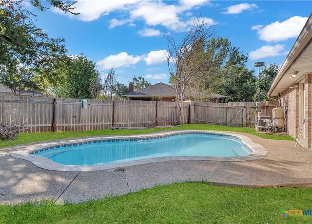 Property at 4006 Fox Trl, Temple, TX 76504, 3 beds, 2 baths