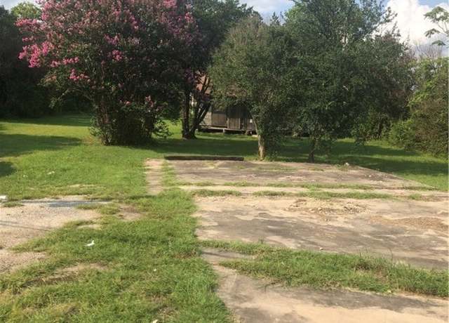 Property at 2400-2406 Airport Rd, Temple, TX 76504