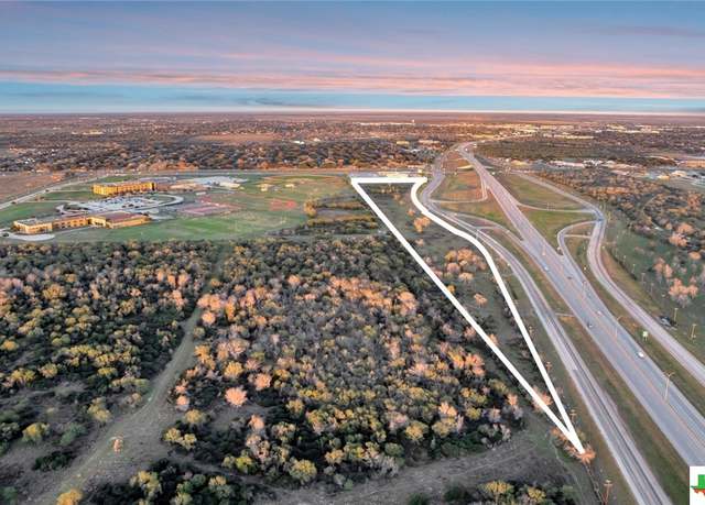 Property at 11304 NW Zac Lentz Pkwy, Victoria, TX 77904