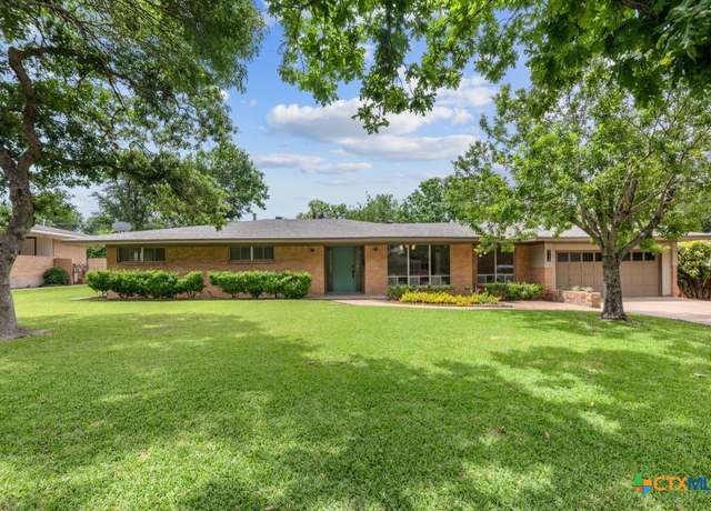 Property at 3113 W Avenue T, Temple, TX 76504, 3 beds, 2 baths