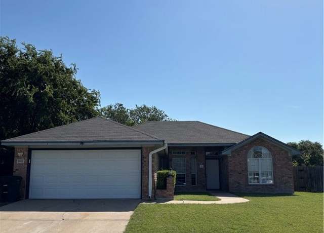 Property at 3803 Sawtooth Dr, Killeen, TX 76542, 3 beds, 2 baths
