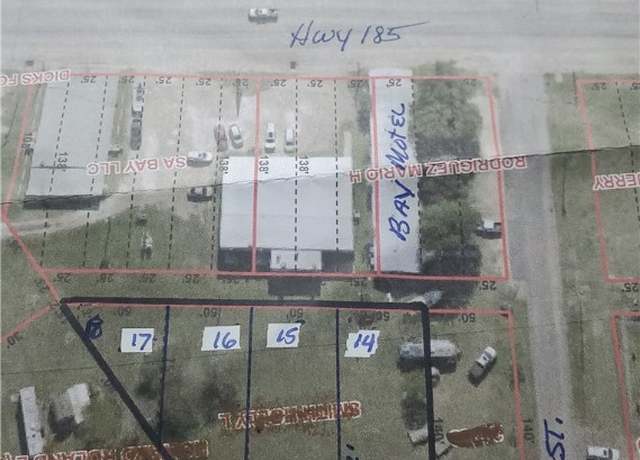 Property at 303-309 W Austin Ave, Seadrift, TX 77983