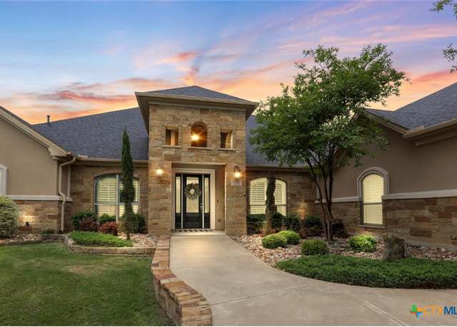 Property at 12007 Lago Terra Blvd, Belton, TX 76513, 4 beds, 3 baths