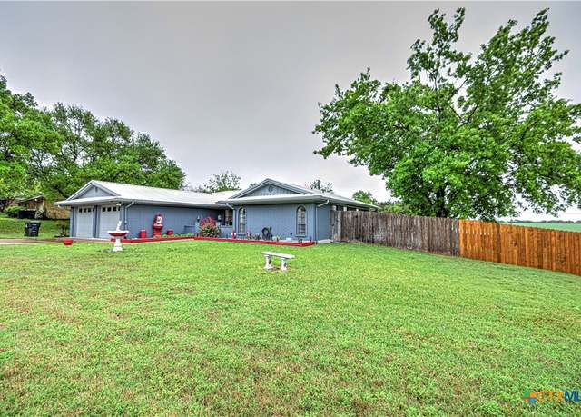 Property at 100 Tanglewood Rd, Temple, TX 76502, 3 beds, 3 baths