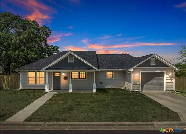 Property at 1407 Mill St, Gatesville, TX 76528, 3 beds, 2 baths