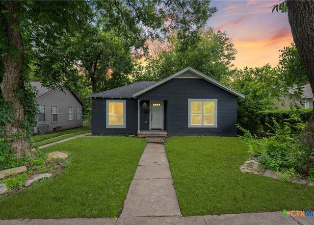 Property at 921 N 10th St, Temple, TX 76501, 3 beds, 1 bath
