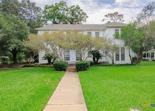 Property at 503 Coke St, Yoakum, TX 77995, 4 beds, 3 baths