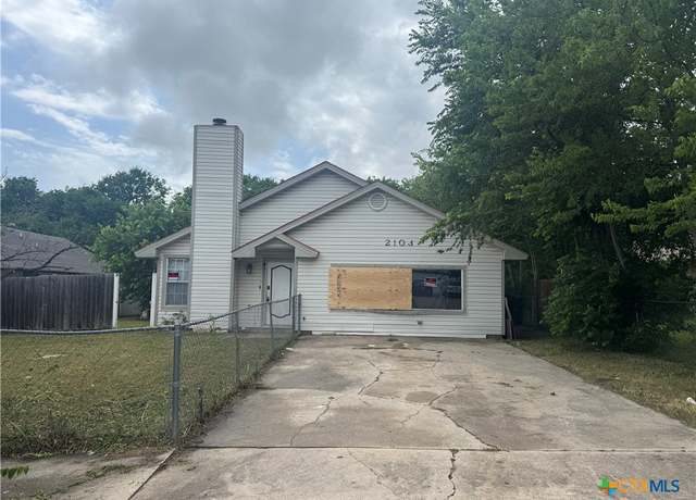 Property at 2103 Dickens Dr, Killeen, TX 76543, 4 beds, 2 baths