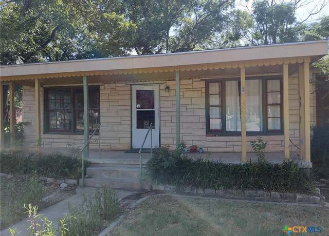 Property at 502 N Boundary St, Burnet, TX 78611, 2 beds, 1 bath