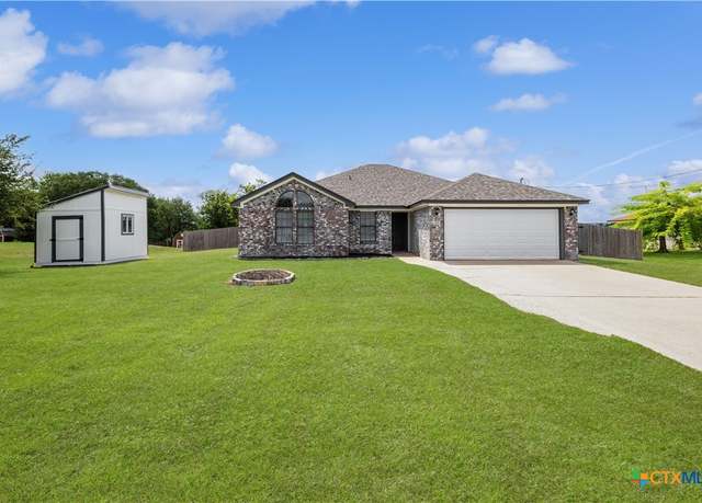 Property at 208 Sykes Ln, Killeen, TX 76542, 4 beds, 2 baths