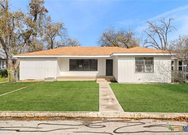 Property at 567 Avenue A St, New Braunfels, TX 78130, 3 beds, 2 baths