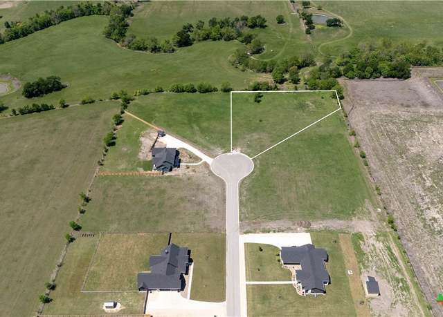 Property at 8184 Evenfall Ln, Temple, TX 76502