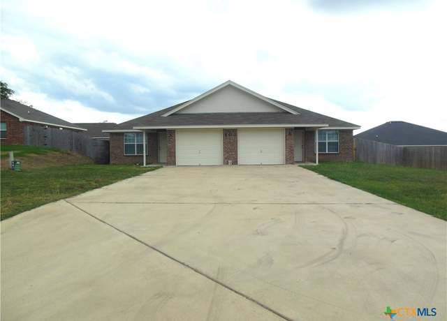 Property at 403 W Dale Ave, Nolanville, TX 76559, 6 beds, 4 baths